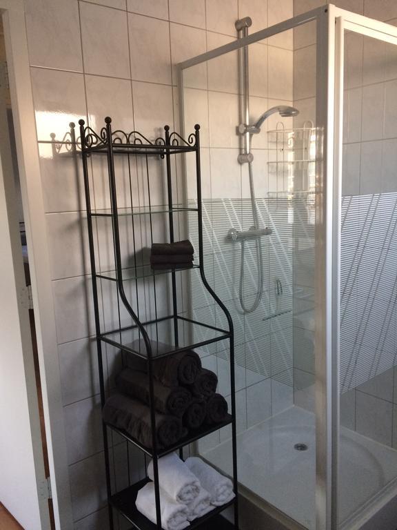 Gastenverblijf Door De Poort Τίλμπουργκ Εξωτερικό φωτογραφία